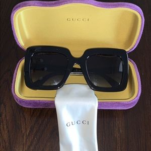 Authentic Gucci Sunglasses Black